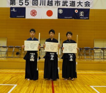 中学生男子